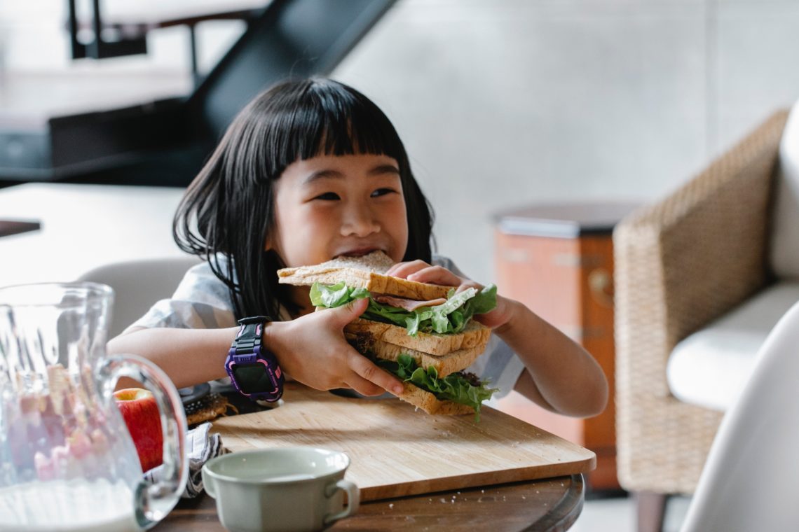 Idées de déjeuner santé pour votre enfant d'âge scolaire