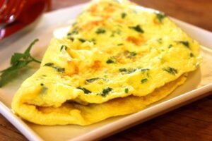 omelette : histoire, variétés, et recettes savoureuses